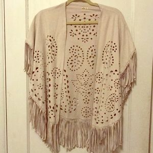 Hollister Cream Colored Size XSmall Shawl
